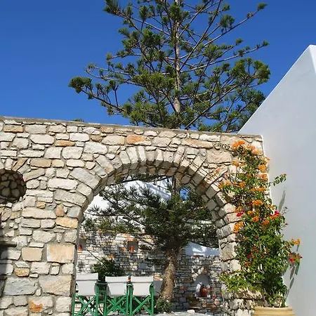 Apart-hotel Ostria 3*