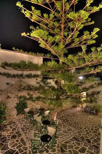 Ostria شقة فندقية ناوسا